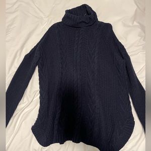 Oversized blue turtleneck